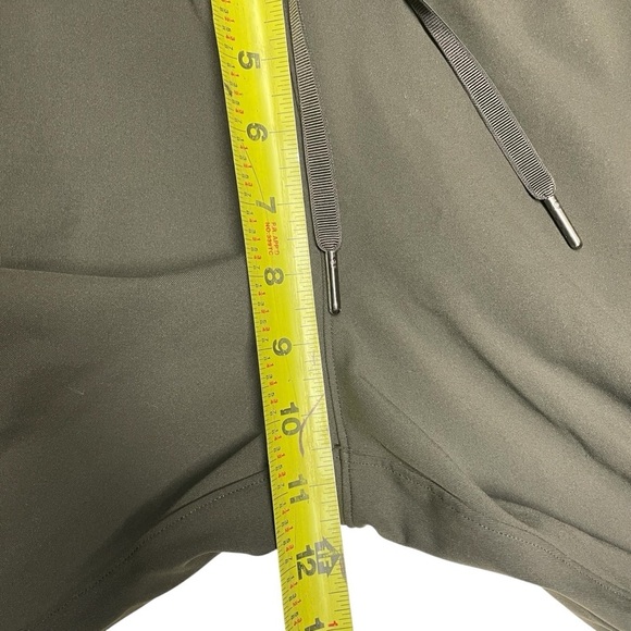 Lululemon On The Fly Pants Olive Green Size 6 - Picture 10 of 12